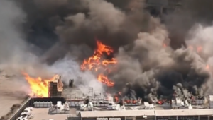 VIDEOS: Firefighters battle 4-alarm fire at California pallet yard